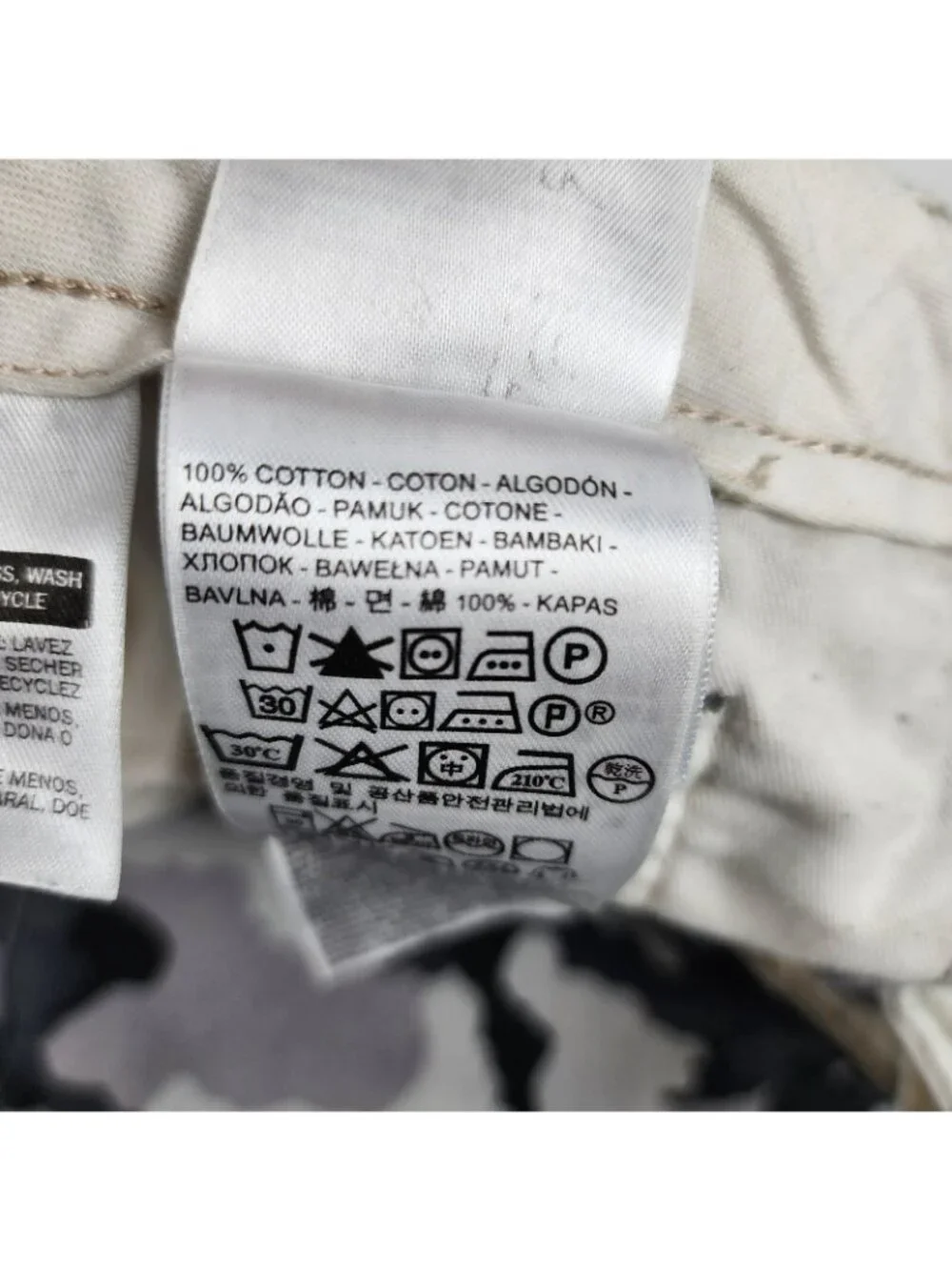 Levis Jeans Mens 40x30 Gray Multi Camo Cargo Straight Leg Denim